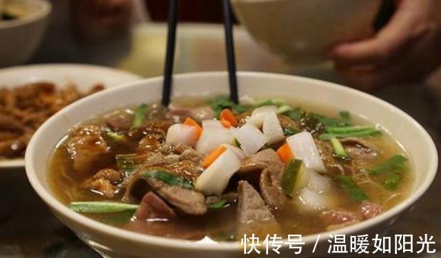 牛杂汤|牛杂汤怎么做到味道香醇,口感软绵,颜色分明?