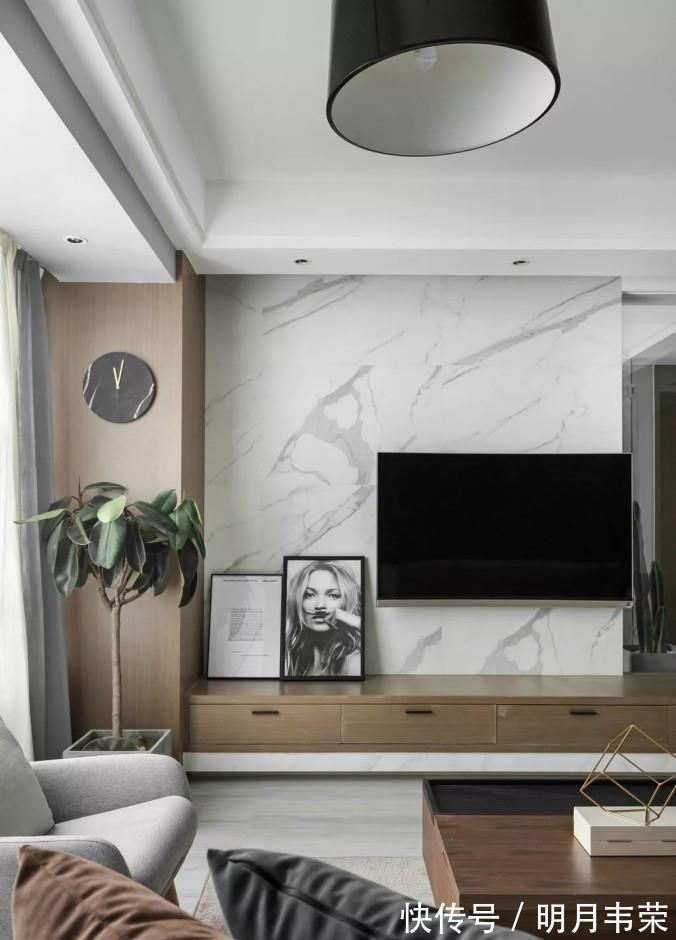 现代|夫妻的现代简约三居，黑白灰+原木色高雅轻奢，小书房最酷，晒晒
