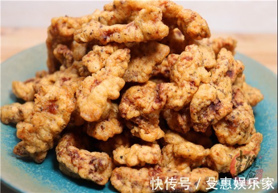 炸酥肉，用面粉还是淀粉，都不对！大厨教你正确做法，酥脆不回软