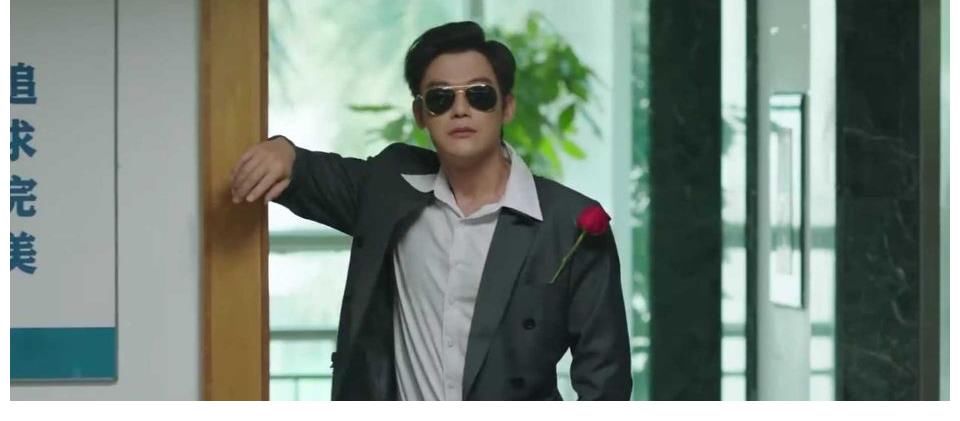 《星辰大海》李一鸣表白简爱，惹怒文馨，简爱事业迎来滑铁卢