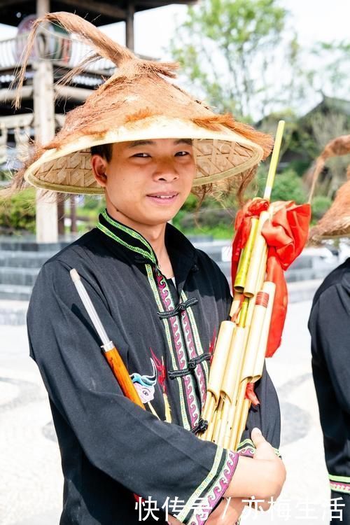 丹寨古镇|满是非物质文化遗产的古镇！有山有水有古建筑，放松自己的好去处