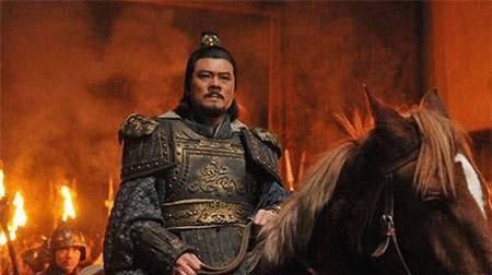 冀州|三国最窝囊的诸侯：拥兵10万却主动让位，受到惊吓在厕所自尽！