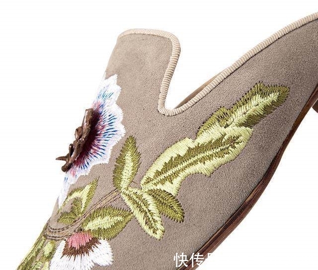 平底|现在的鞋子都这么高级吗?时髦有气质