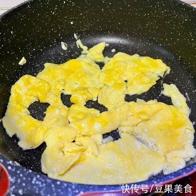 丝瓜炒蛋|#巨下饭的家常菜#丝瓜炒蛋