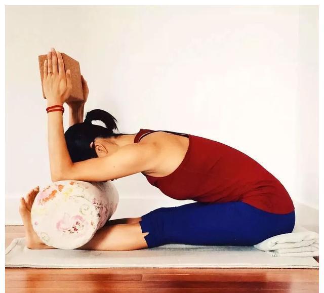 内旋|今天发现一个加深前屈幅度的新方法,小白也适用