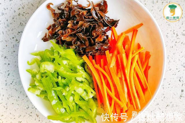 鱼香肉丝|鱼香肉丝如何做才地道好吃关键是什么大厨教你正宗川式做法