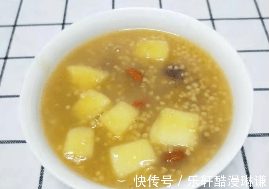 冬天的绝佳早餐，简单煮一锅，暖胃又养胃，营养极高，吃完真暖和