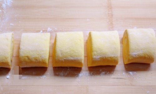 营养|馒头这样做很营养,连面点师傅都称赞,暄软又香甜,比蛋糕还好吃