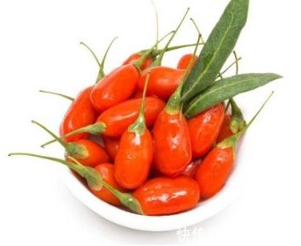 银耳|枸杞怎样泡,再重的肾虚几天就痊愈了,一治一个准,存了