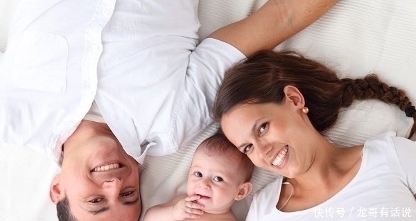 抚养|父亲不给抚养费,却在孩子成年后要赡养费,孩子的做法让父亲跳脚