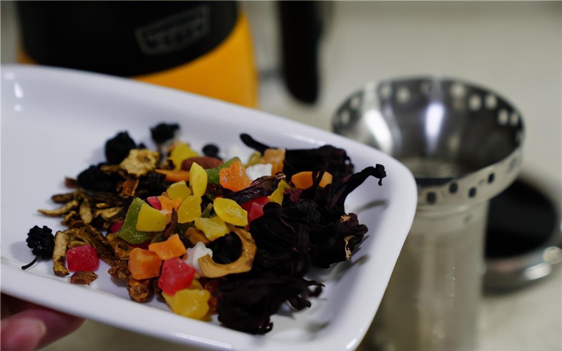 煮杯|茶叶喝腻了吗？试试花果茶，香味独特