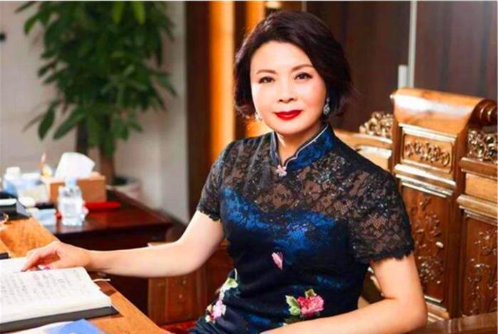 二胎|他和女学生相爱,因生二胎而没了工作,二胎长大后赚千亿回报他