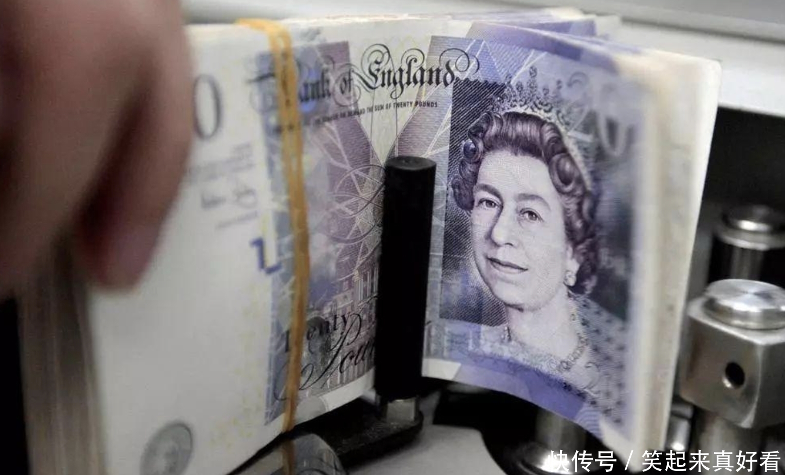 印钞|全球公认铁饭碗“碎了”!辉煌时140国求合作,如今中国取而代之