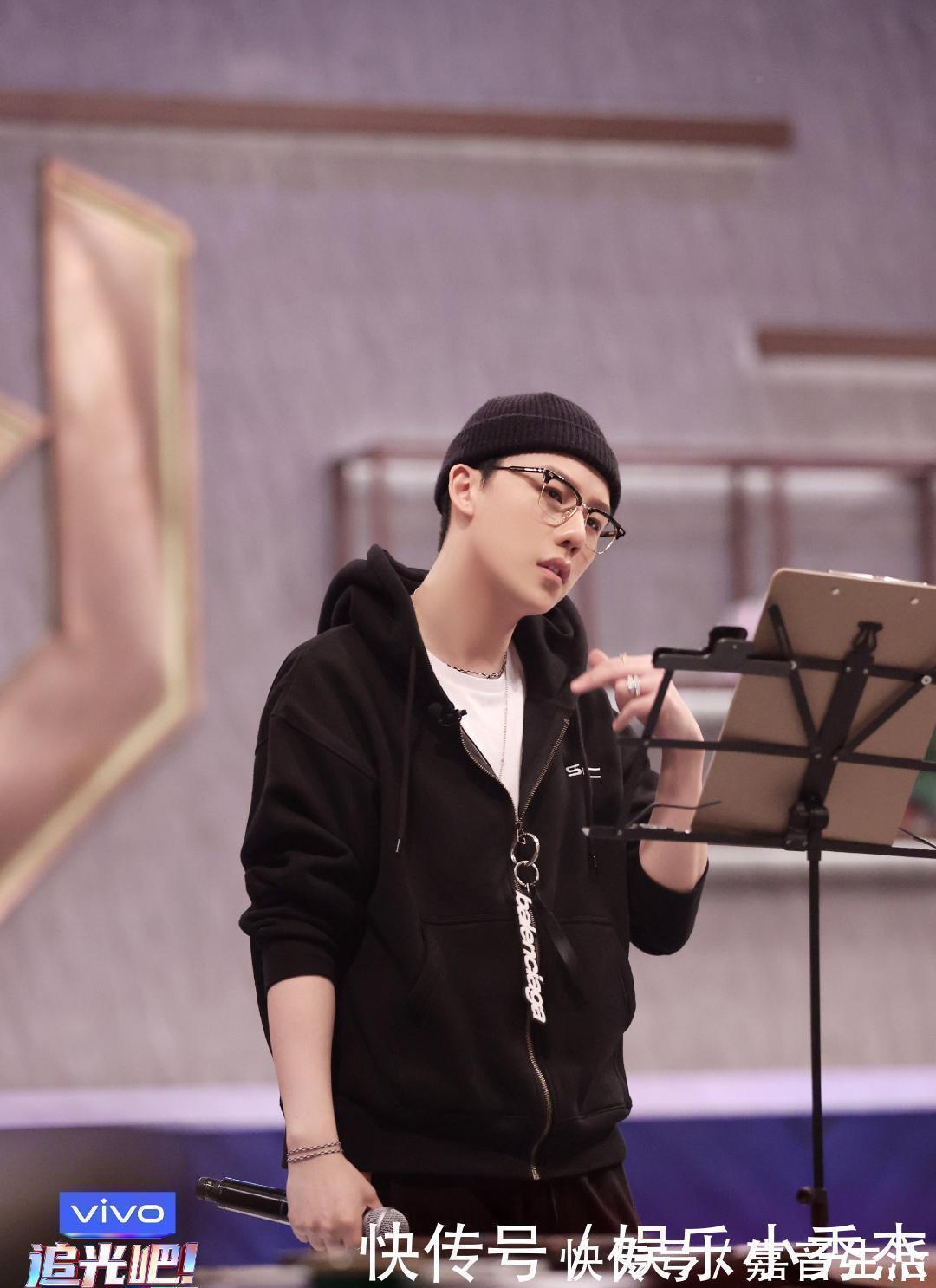 金曲撈|“追光吧哥哥”高情商能搞笑,藝能超高的劉維再次得到認(rèn)可!