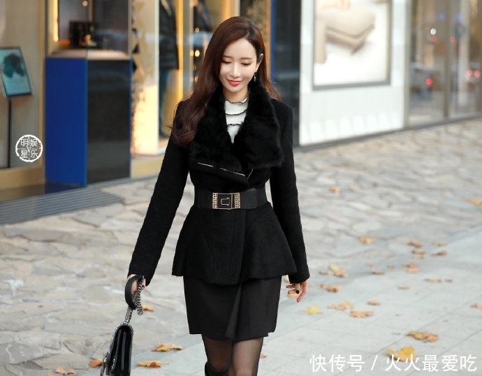 穿出|街拍:长靴黑丝必备,冬天也能穿出性感!