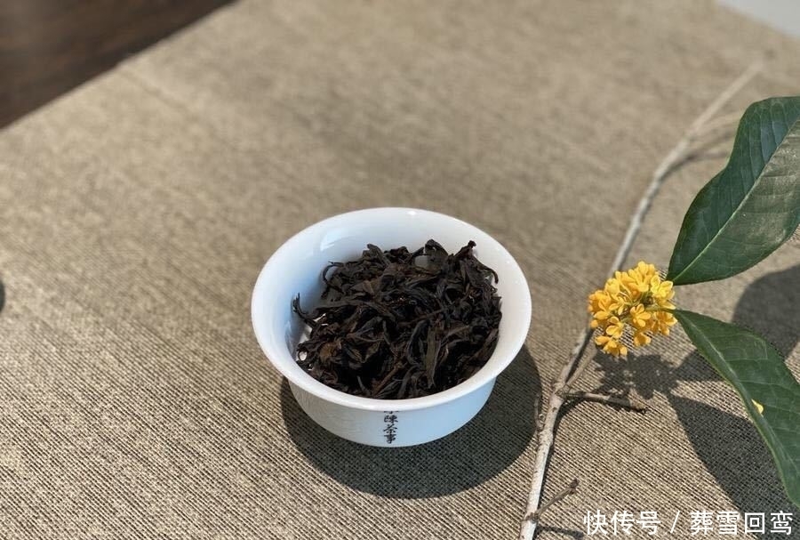 春节喝茶,福建人一般拿什么岩茶待客?水仙、肉桂还是大红袍?
