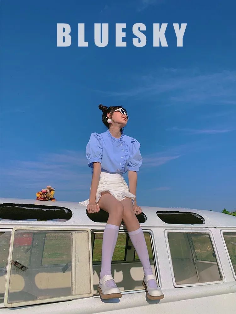 彼得潘|别再穿黑白灰了！今年流行“初恋色”，惊艳又高级