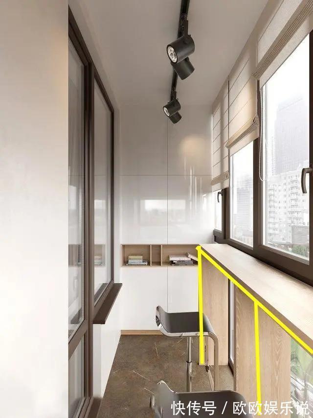 窗框|老公坚持把阳台改造成书房，只见他在落地窗上加块板，太实用了！