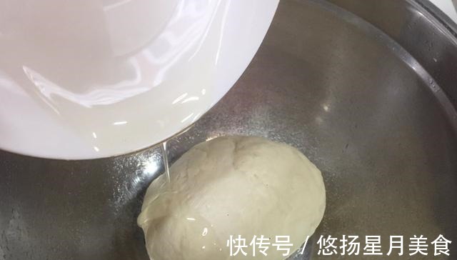 小技巧|蒸馒头这样做没有错，学会这两个小技巧，比买的都好吃！