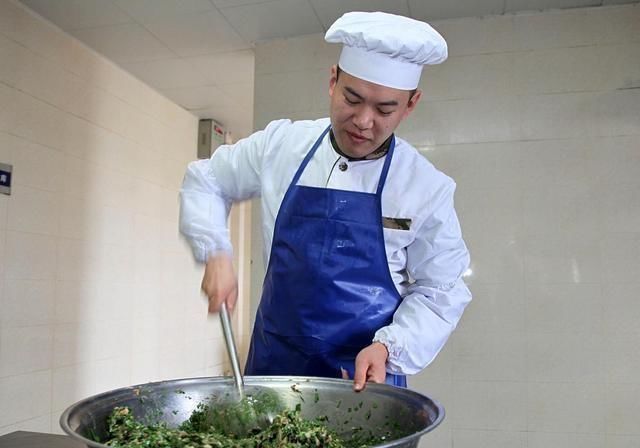 成本|大厨教你调饺子馅,多加一勺它,成本1毛,饺子味道好吃几倍