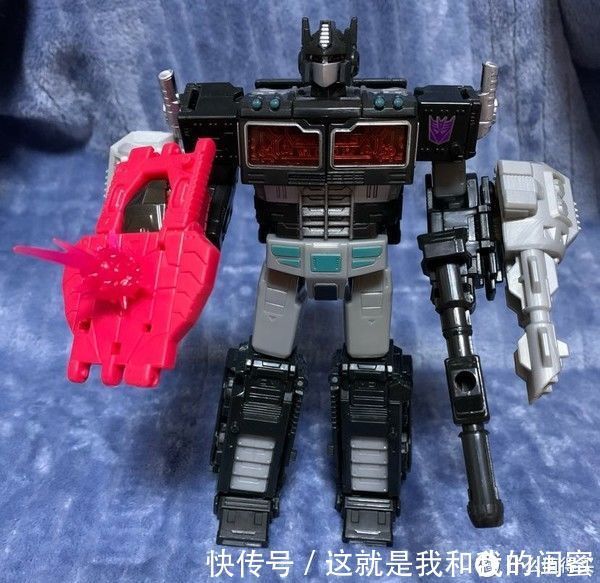 棋子|闲敲棋子落灯花 篇三十五：网飞暗黑擎天柱变形金刚