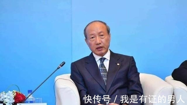 董事长|海航还能起飞吗? 从资产万亿到负债7500亿, 董事长都自曝没钱发工资