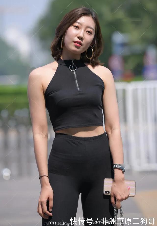 小姐姐|邻家姐姐“太奢侈”，新买的衣服砍掉“肩膀”，美了