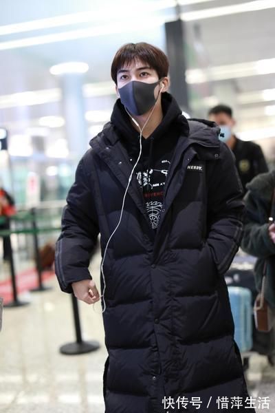 偶像男團競|丁澤仁《追光吧哥哥》跳《MAMA》舞臺超燃 忙趕行程節目錄制