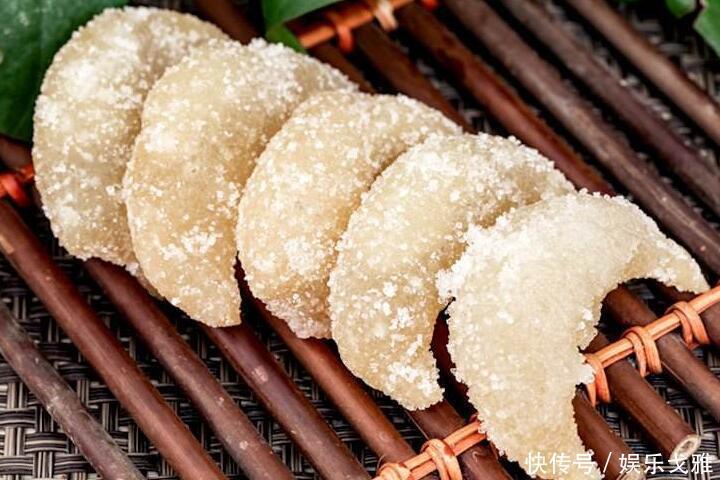 年夜饭上必备的小零食，家庭版的糖角蜜，做法简单，酥甜可口