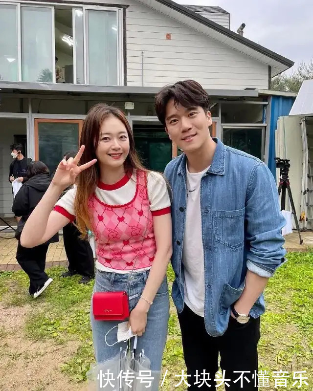 鼻叔 RunningMan智孝演员评价第12,前十都是大佬,鼻叔二十岁照片