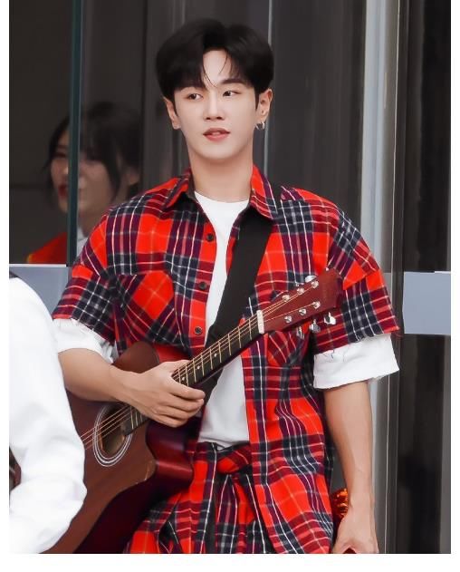 宋亚轩|邱莹莹x樊胜美同框！杨紫蒋欣同框录节目，“爷青回”场面好经典