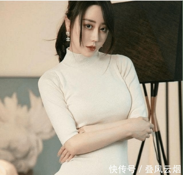 短裙|性感大美女,修身半袖短裙,尽显唯美身材