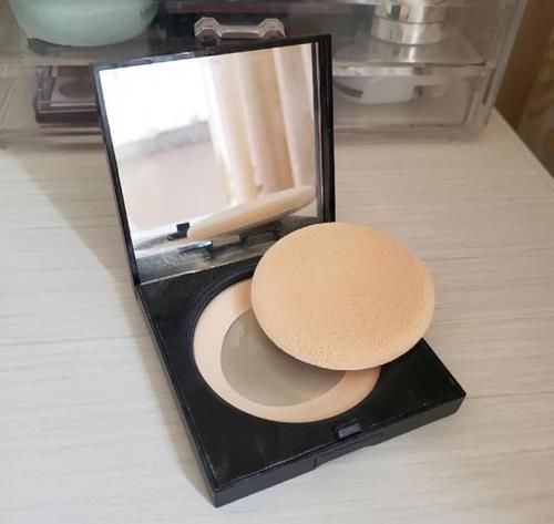 控油持妆奶油肌！这5款蜜粉饼值得无限回购