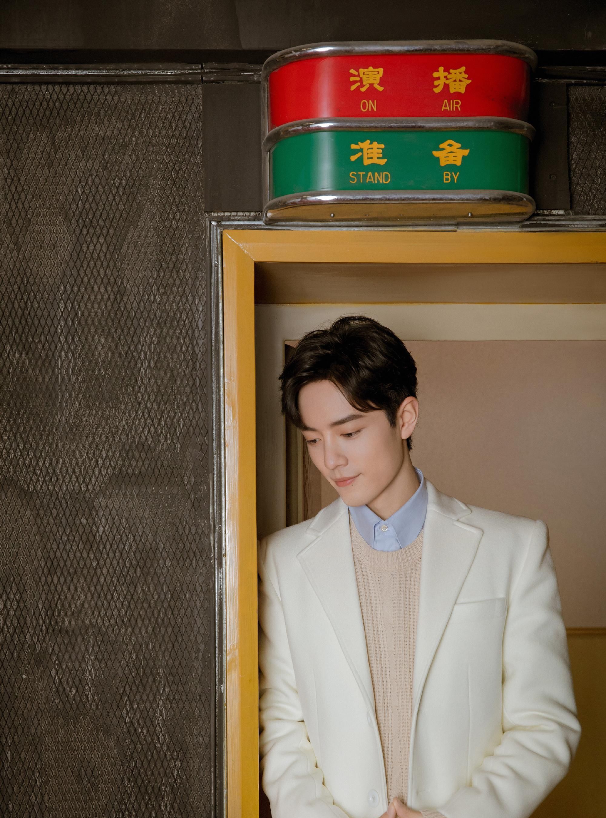  台词功|肖战被曝参加新综艺！同期嘉宾名单曝光，网友：节目不想火都难！