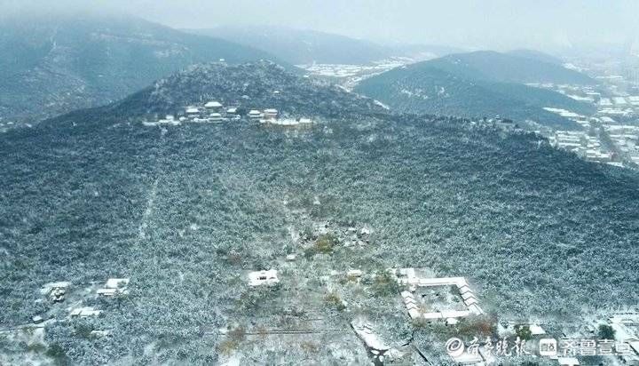 雪后济南大千佛山景区，不一样的冬季景观