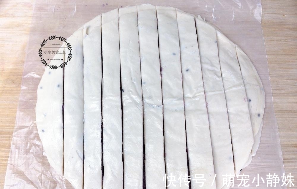 紫薯|2个紫薯2张手抓饼，教你做美味紫薯卷，无水无油，香甜酥脆真好吃