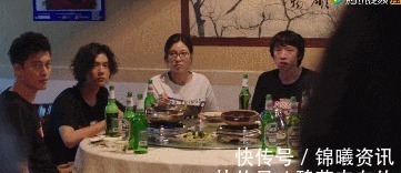 肖枫战队最怂的人 却从未掉过链子 藏酒瓶子的动作让弹幕炸了