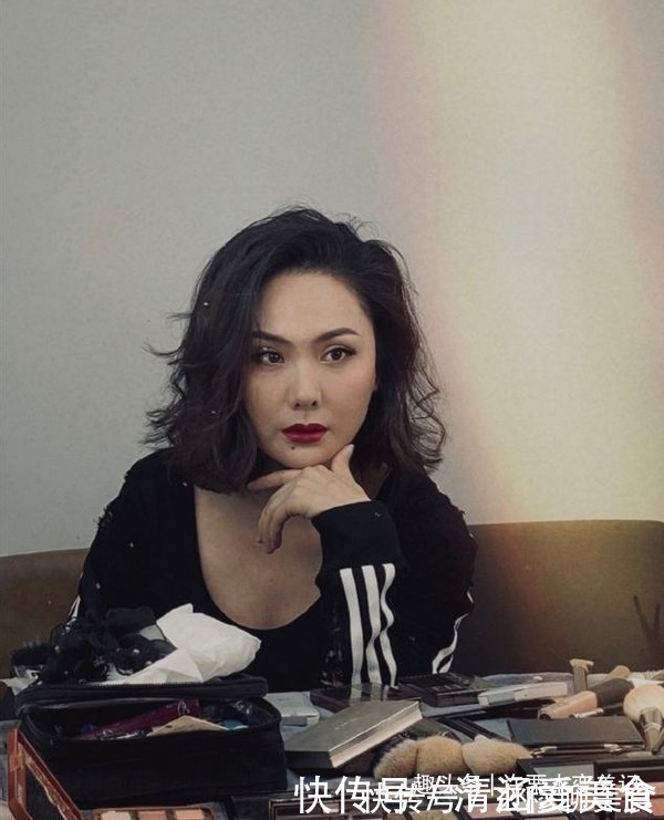 新发型 女人过了50岁,尽量避开这3种发型,尤其是第2种,显老又土气