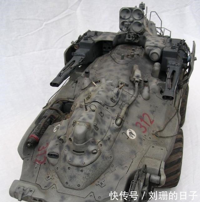 时空|动漫创作主题模型欣赏二战平行线时空中的幻想武器造型