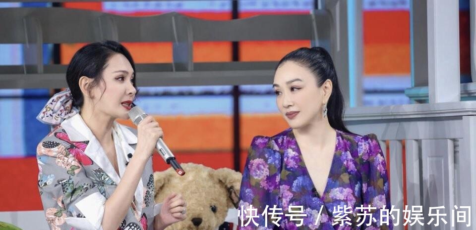 紫色|钟丽缇终于不装嫩!扎高马尾配漫画裙优雅端庄,跟女儿同框像姐姐