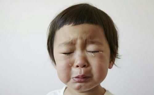 家长|“你说谎的样子好丑”,一条2000万热帖,揭开了多少人的童年疤痕