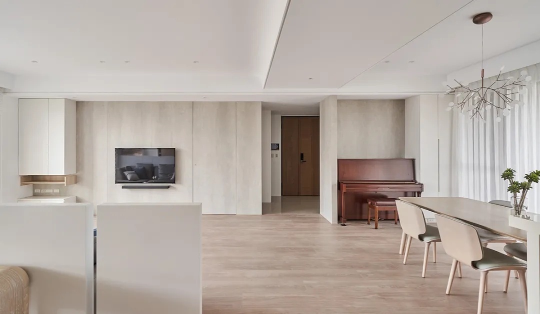 简约|大3房就爱原木风:甜嫩粉+雾灰蓝色调打造自然简约亲子宅