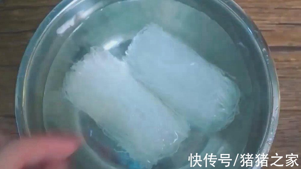 爱吃鲜虾粉丝煲吗？只需掌握几个要点，干香Q弹松散不油腻