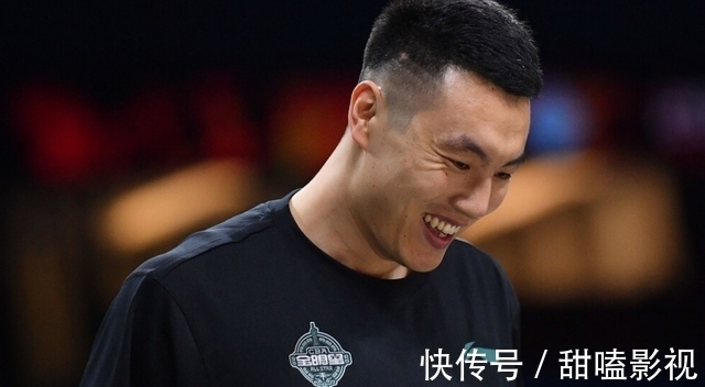篮球|农村小伙翟晓川一路拼搏到北京，却因脾气暴躁惹争议，期待归来