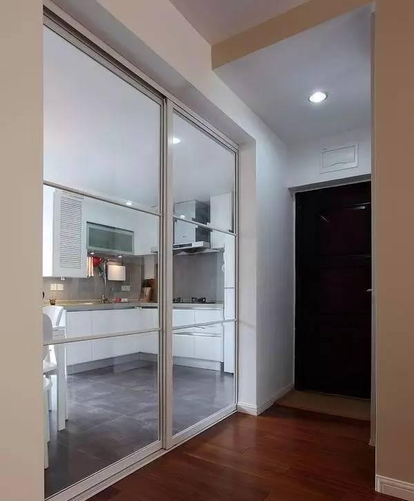 推拉门|为什么越来越多人厨房不装推拉门了？头回见这种设计，太聪明了！