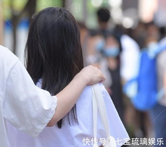 单品 瑜伽裤尽显时尚气息,好看有个性,带来独有的个人魅力!