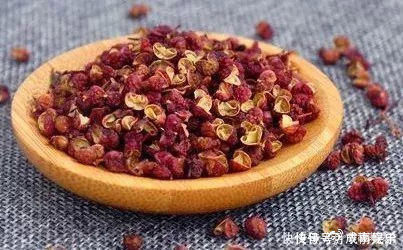 补药一堆不如喝它一口，祛湿又养胃，排出多年“黑臭宿便”，口臭也没