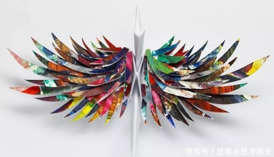 重样|每天折一只千纸鹤，他坚持了1000天不重样，女友被感动到梨花带雨