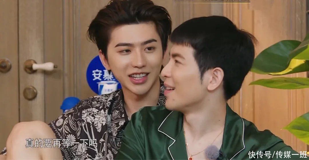 羽绒服|《奔跑吧兄弟》三亚开海滩派对,为博眼球让明星38度高温穿羽绒服