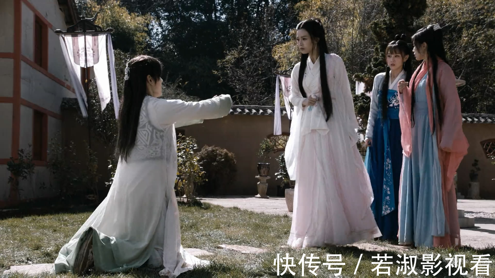 白澍|编剧晒剧本回应新《天龙八部》争议,称段誉尿裤子是现场发挥!